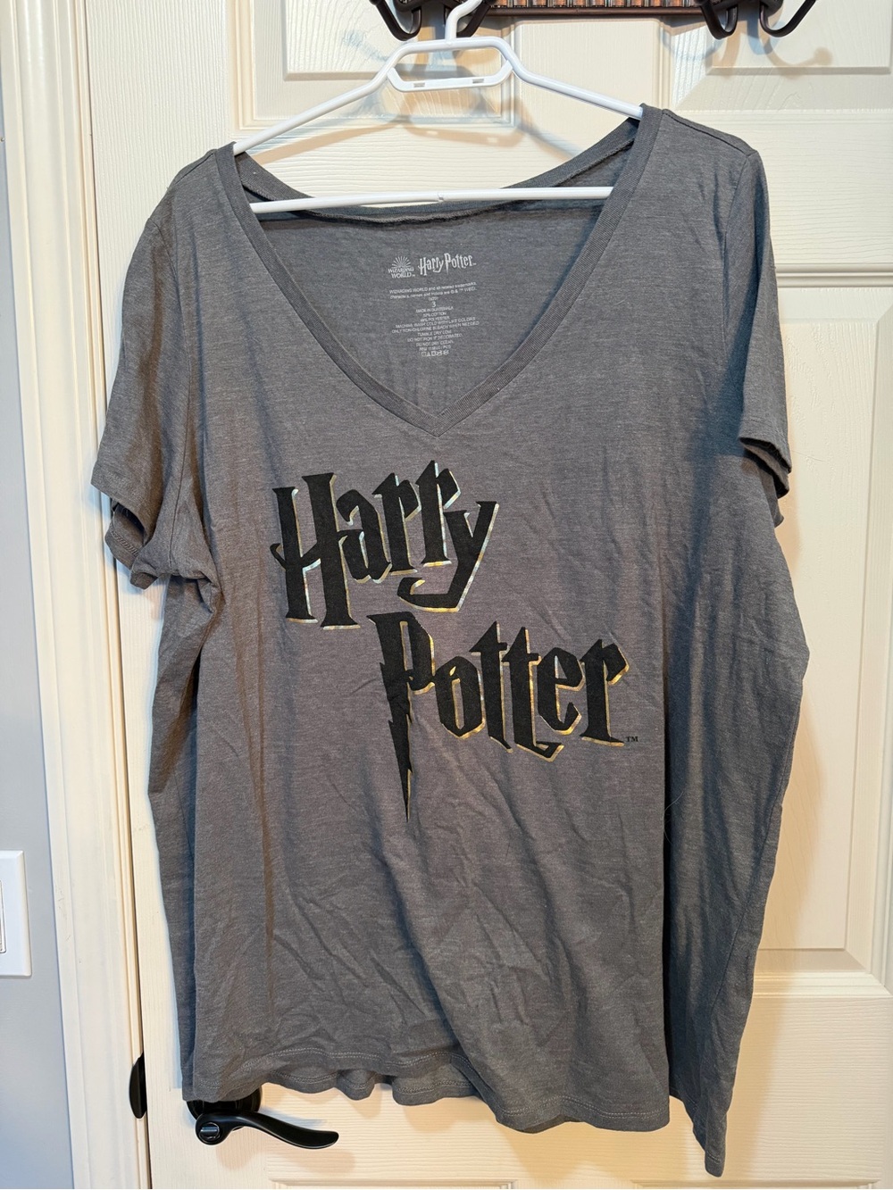 Harry Potter Graphic V-Neck Tee - Torrid